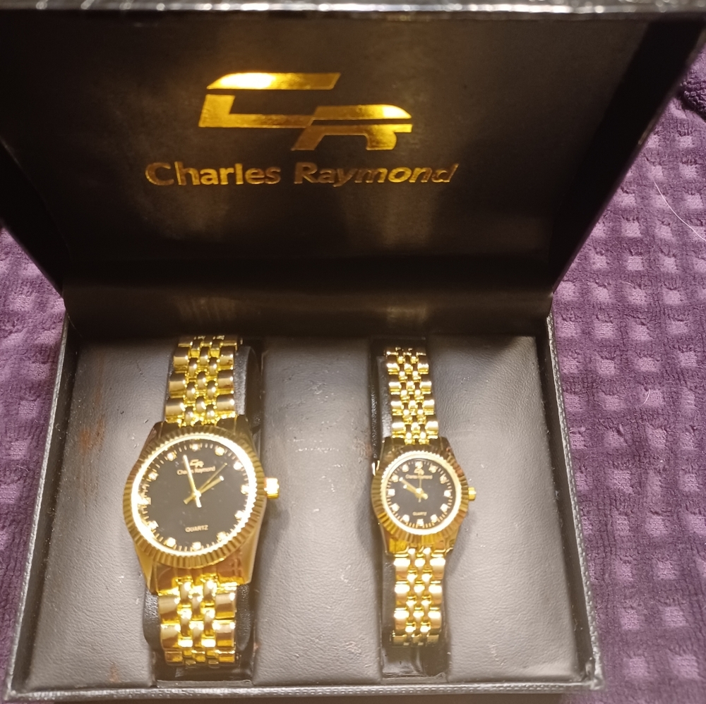 His & Her Charles Raymond Watches   NWT